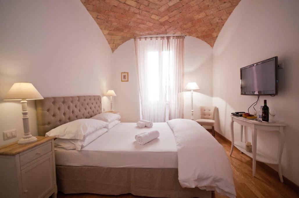 La Finestra Sul Colosseo B&B 1 Rome Exterior photo